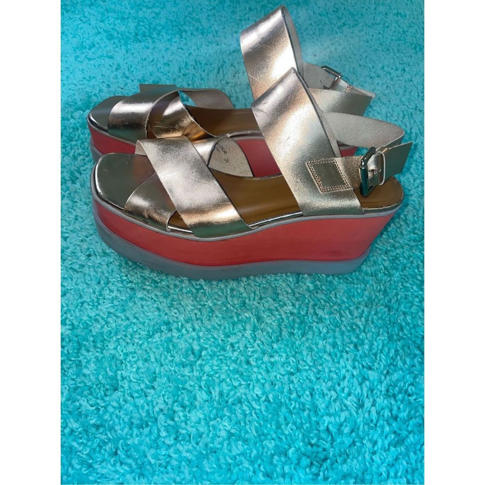 Free People Wegde Metallic Gold Straps size 38 women’s 8